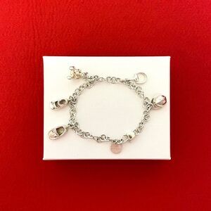 Gucci D'Bear Five Charm Silver Bracelet